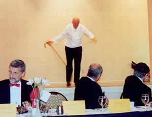 02HOF31.jpg (14056 bytes)